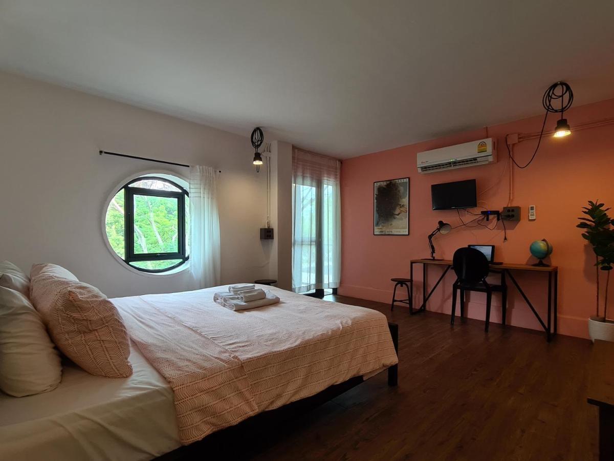 Hand Hotel Bangsaen Eksteriør bilde